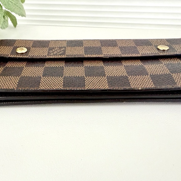 Authentic Louis Vuitton Porte-Trésor International Wallet - Picture 7 of 15